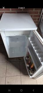 Gratis koelkast zonder planken - ideaal voor bier, Ophalen