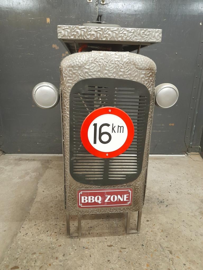 Unieke, nieuwe tractortafel bbq  op gas / bbq tafel, Ophalen, Nieuw