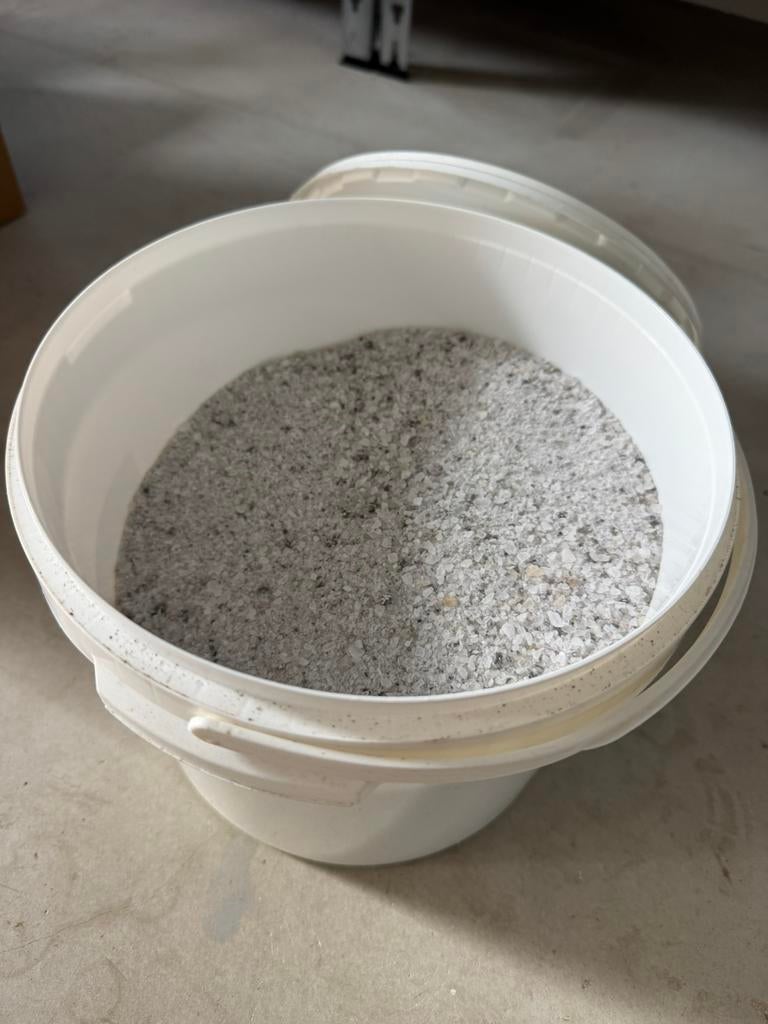 Emmertje strooizout, Ophalen