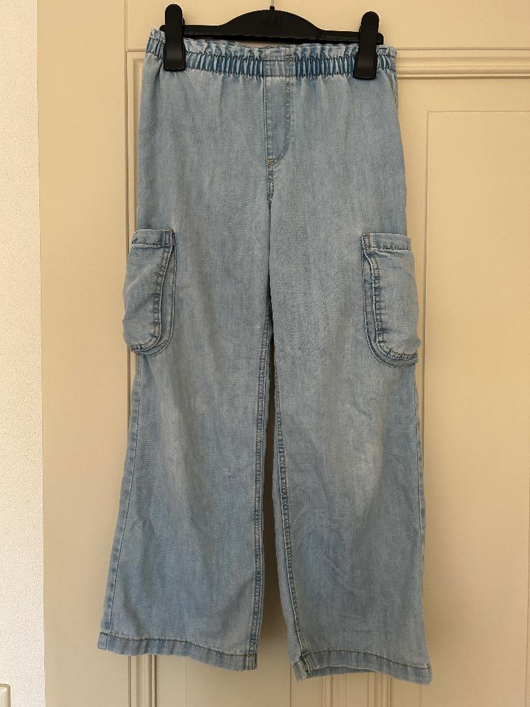 Wide leg elastic waist denim broek maat 128, Kinderen en Baby's, Kinderkleding | Maat 128, Broek, Gebruikt, Meisje, H&M