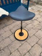 Ergonomische kruk, Ophalen, Zo goed als nieuw