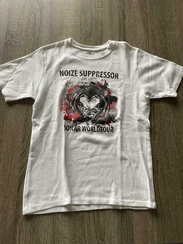 Noize Suppressor hardcore merchandise t-shirt S gesigneerd, Ophalen of Verzenden, Gedragen, Maat 46 (S) of kleiner, Wit