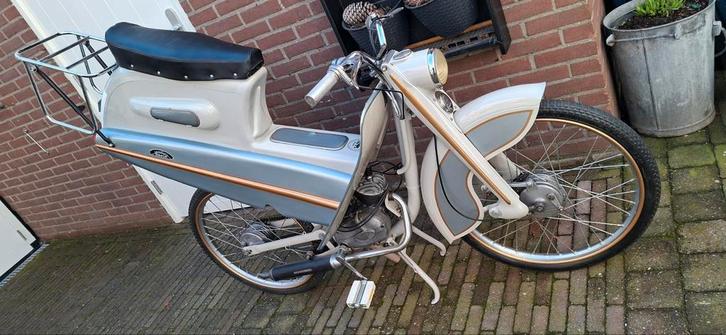 Zeer zeldzame Casalini met toebehoren, Fietsen en Brommers, Brommers | Oldtimers, Overige merken, Ophalen of Verzenden