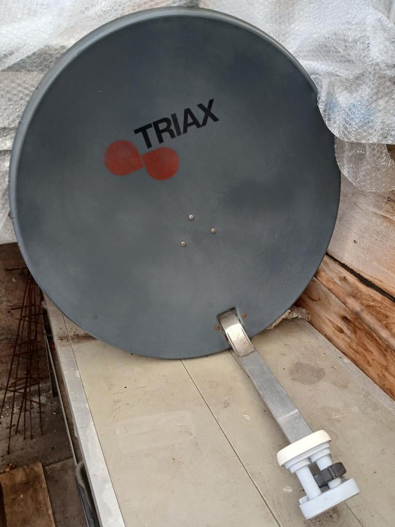 Triax schotelantenne, Ophalen of Verzenden