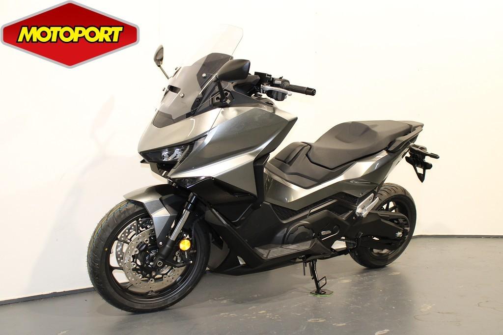 Honda NSS 750 Forza (bj 2026), Bedrijf, Mc.benelux@honda-eu.com, Honda Motor Europe Ltd. Belgian Branch, Toermotor