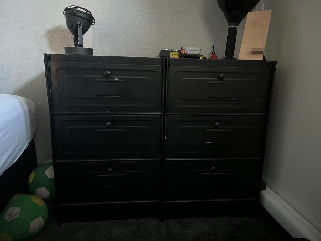 2 Brocante franse zwarte stoere nachtkastje kastjes zwart, Ophalen