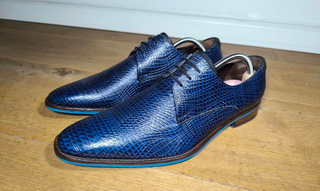 Floris van Bommel herenschoenen maat 9 / 43, Kleding | Heren, Schoenen, Ophalen, Blauw, Floris van Bommel, Zo goed als nieuw