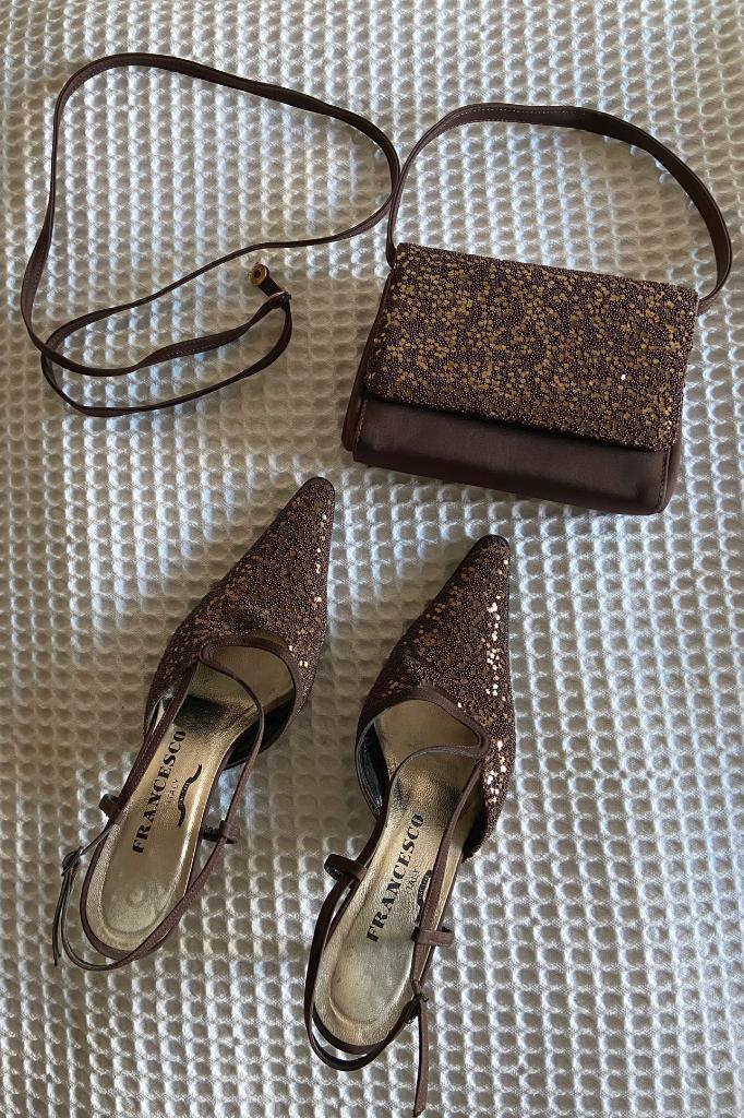 Francesco Italy damesschoen en bijpassend tasje, Kleding | Dames, Schoenen, Pumps, Bruin, Ophalen of Verzenden, Gedragen