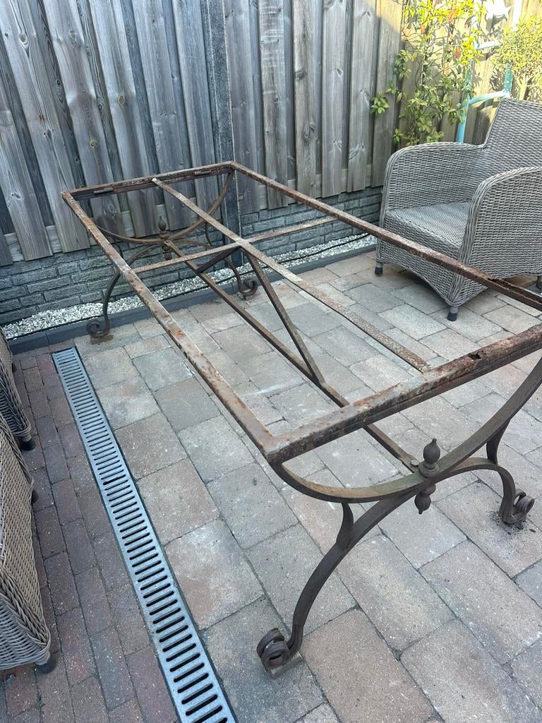 Ijzeren onderstel tuintafel, Ophalen, Gebruikt, Rechthoekig, Metaal