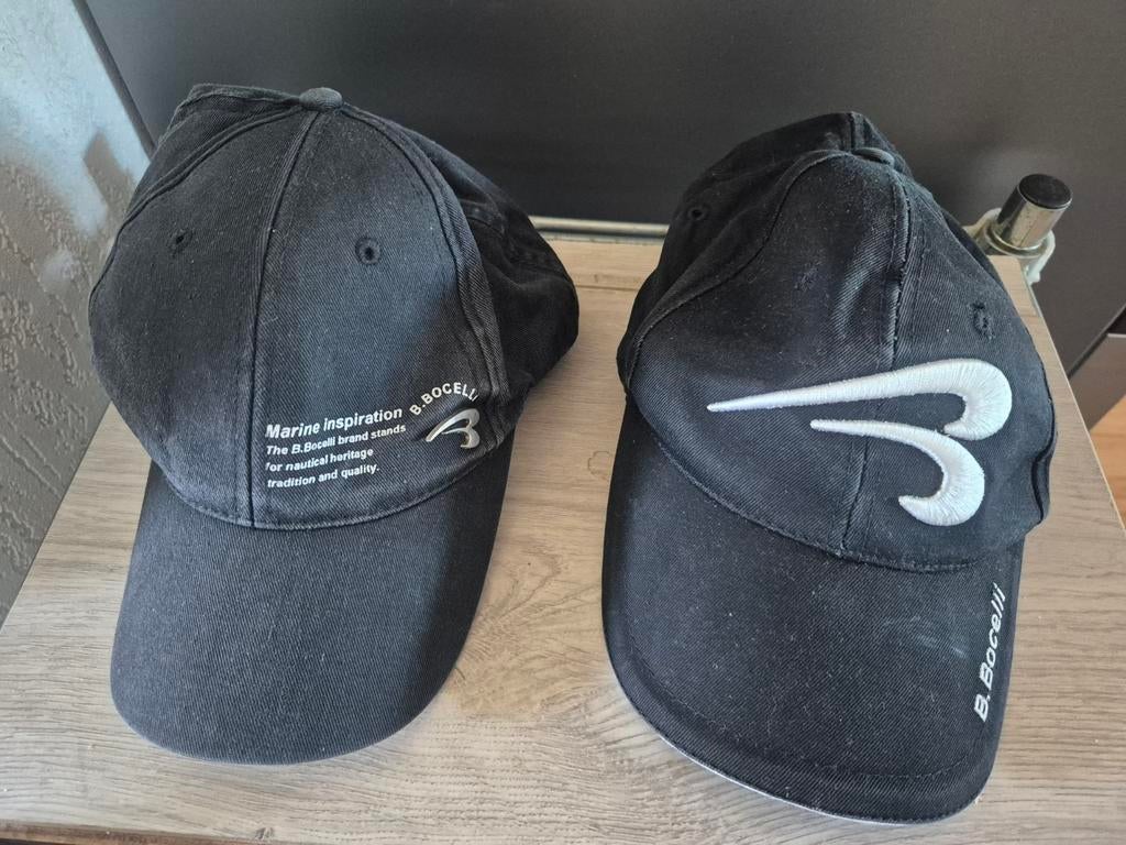 2 B Bocelli petten, Ophalen of Verzenden, Gedragen, B Bocelli