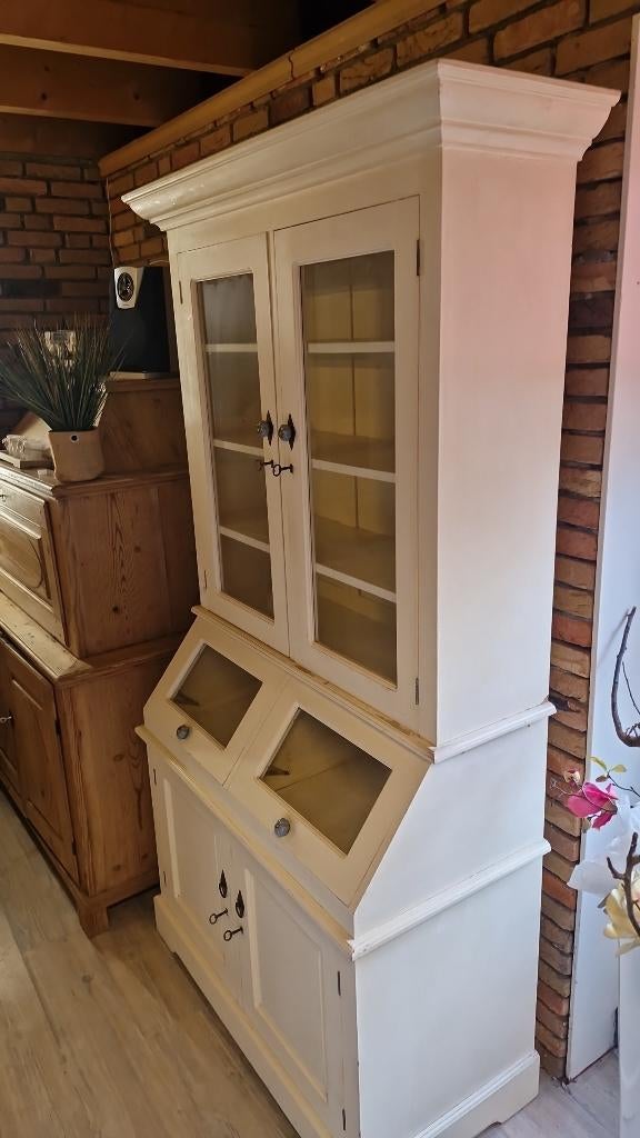 *ACTIE* Mooie Brocante Creme Buffetkast Grutterskast (2607A), Landelijke Brocante Buffetkast Kleur Creme Gratis Bezorging, Gebruikt