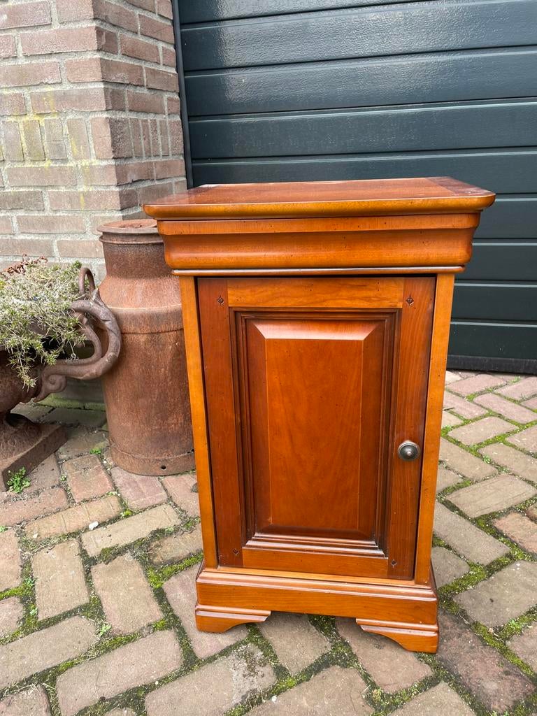 Nachtkastje, Ophalen of Verzenden, Zo goed als nieuw, Minder dan 45 cm, 55 tot 70 cm