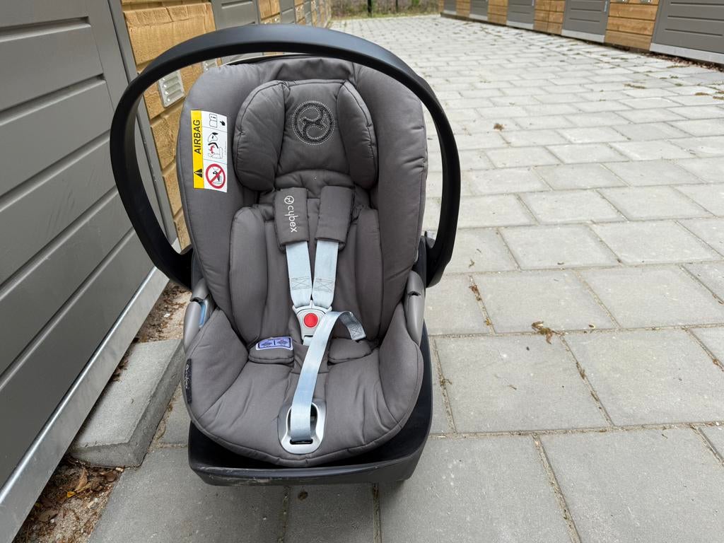 Cybex set (Base Z, Cloud Z), Kinderen en Baby's, Autostoeltjes, Ophalen, Zo goed als nieuw, Overige merken, Isofix