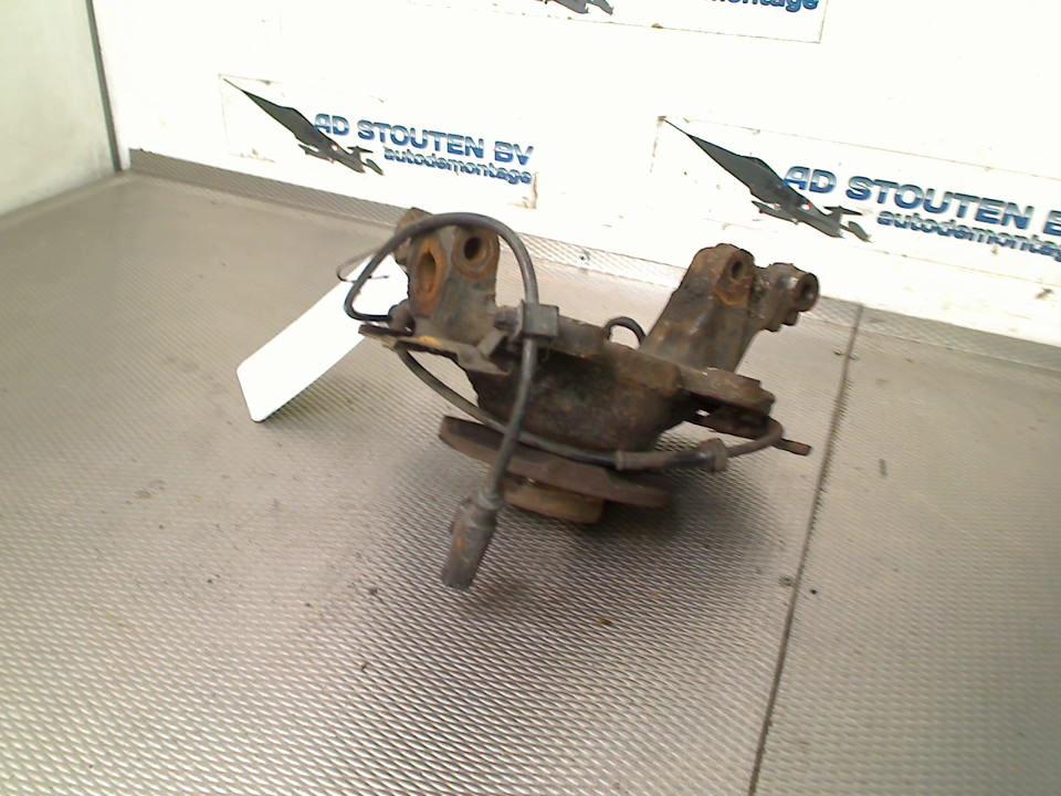 Fusee Links Voor Fiat Panda (312) (2012-02/..), FCA Germany GmbH, Gebruikt, IPC D1-09 Bahnhofsplatz, Rüsselsheim am Main 65423, , Duitsland