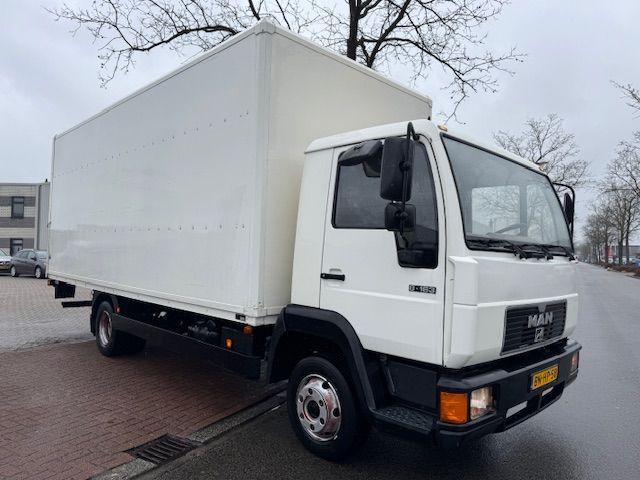 MAN L2000 155pk Bakwagen met Laadklep 159.000km Nette Auto, Auto's, Vrachtwagens, Bedrijf, Te koop, MAN, Diesel, Euro 2, Geïmporteerd