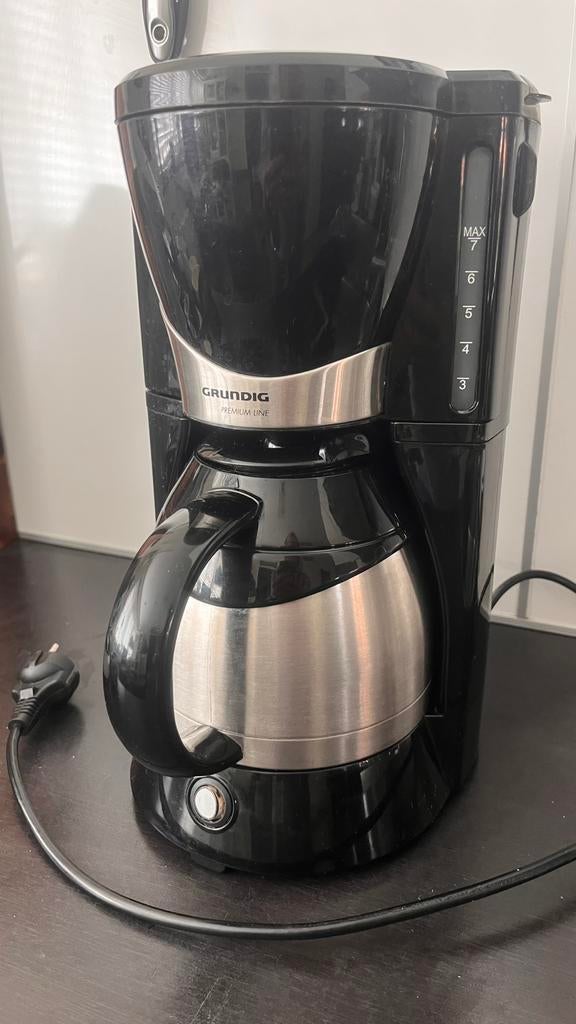 Grundig koffiezetapparaat met thermoskan!, Ophalen, Gebruikt