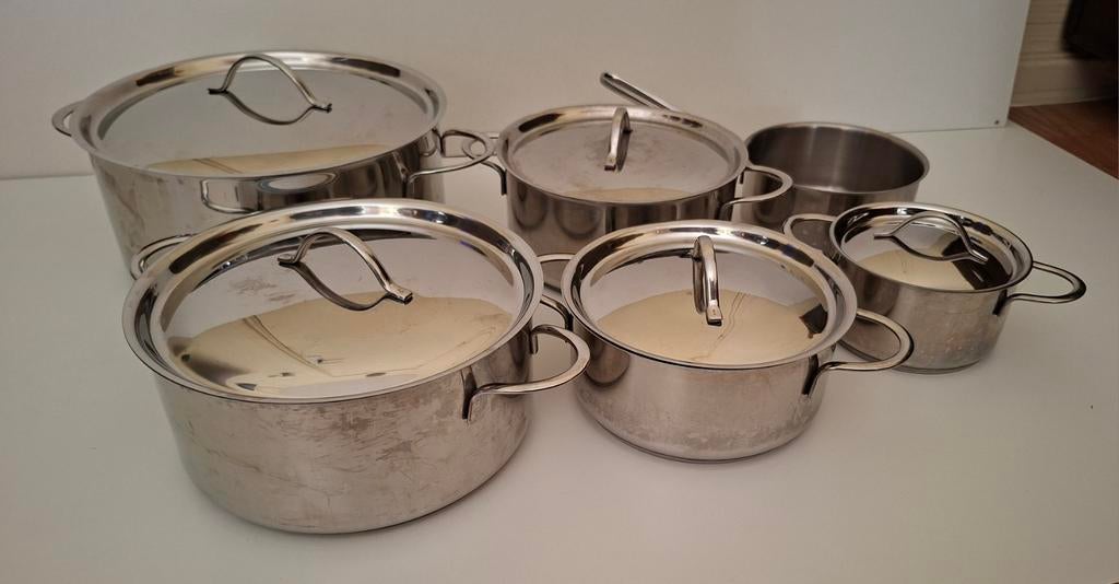 Pannenset 6st. 2x koekenpan. Wokpan. Hapjespan, Huis en Inrichting, Keuken | Potten en Pannen, Ophalen, Gebruikt, Rvs, Pannenset