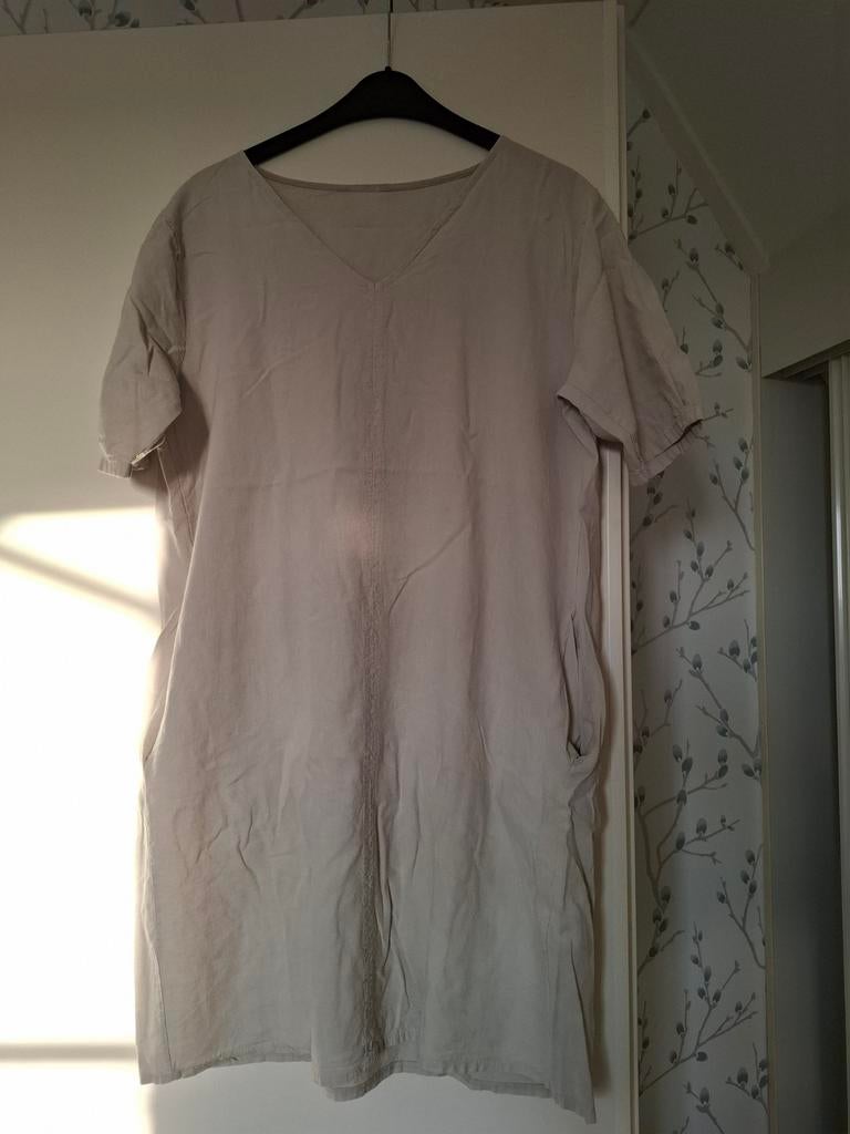 Linnen zomerjurk FOS Amsterdam. Creme/zand, Kleding | Dames, Jurken, Beige, Maat 42/44 (L), Ophalen of Verzenden, Zo goed als nieuw