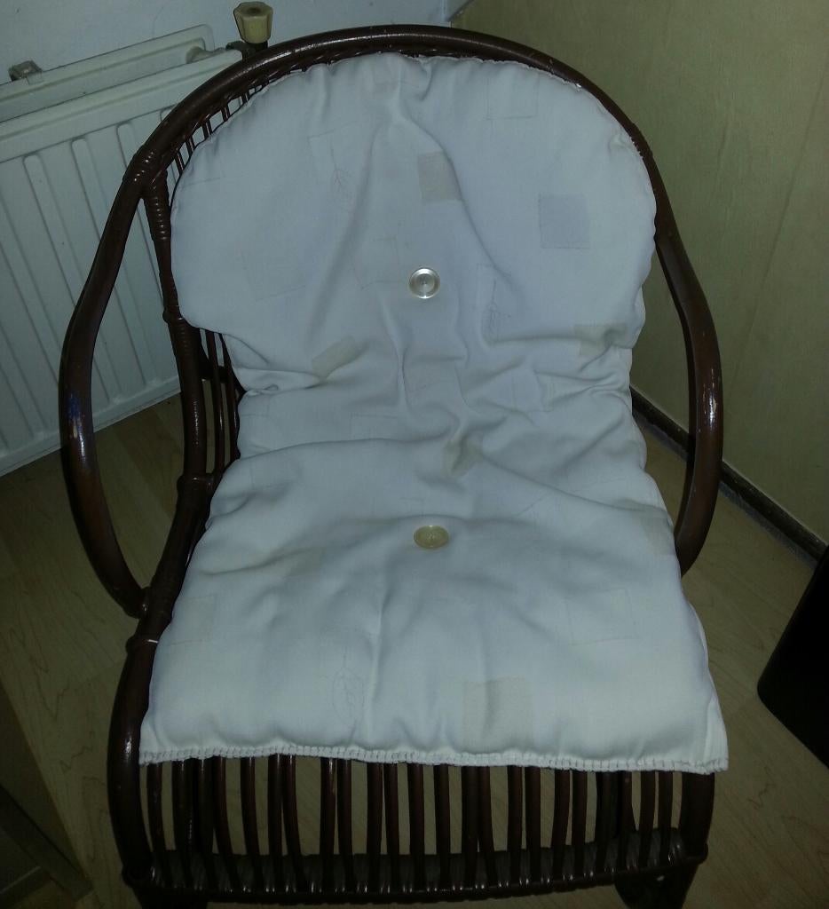 Antiek Rotan stoeltje, Ophalen