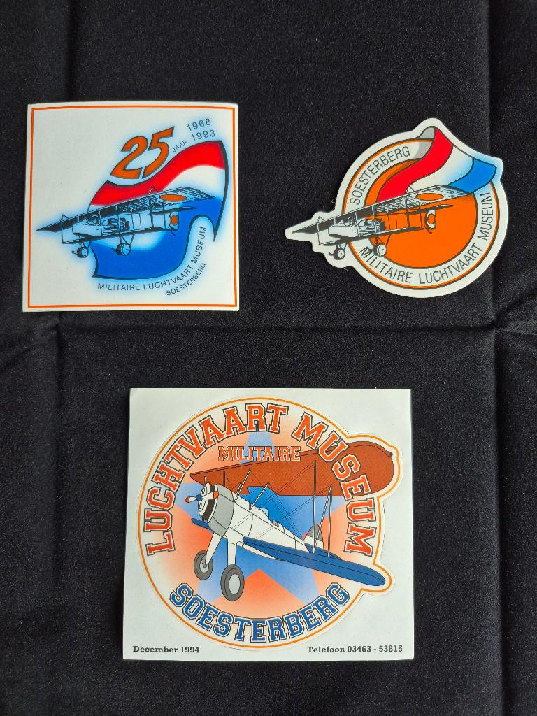 3 stickers van Luchtvaartmuseum Soesterberg (ST23), Verzamelen, Ophalen of Verzenden, Zo goed als nieuw, Kaart, Foto of Prent