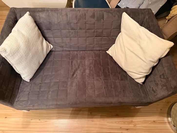 IKEA Knopparp bankje - Compact en stijlvol, Huis en Inrichting, Banken | Bankstellen, Gebruikt, Rechte bank, Tweepersoons, Minder dan 150 cm