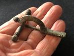 Bodemvondst Romeinse 3 KNOPPEN Fibula mantelspeld 1800 jr., Antiek en Kunst, Ophalen of Verzenden