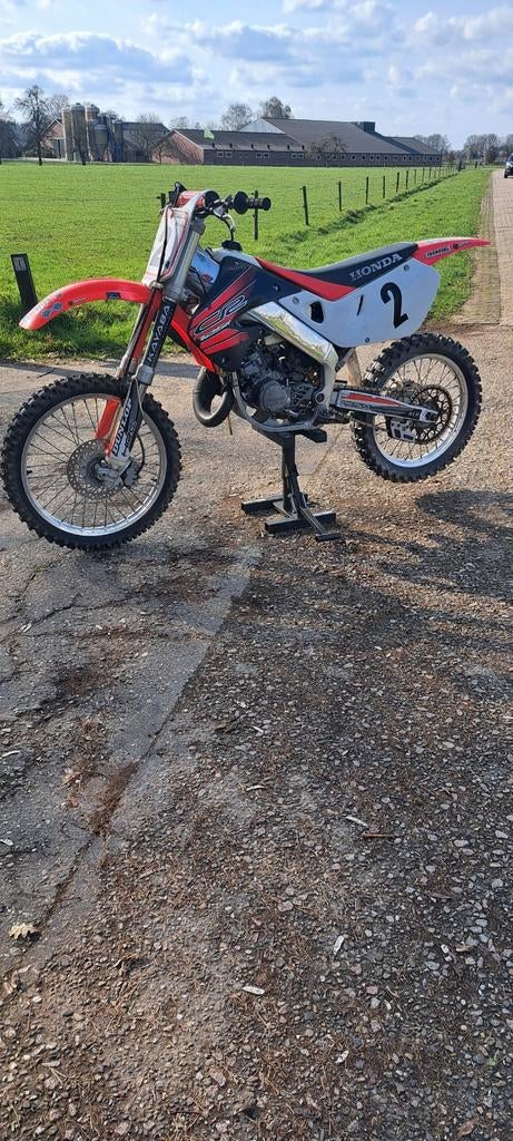 Honda cr125r 1999 te koop of te ruil (met toebehorenen), Ophalen, Honda, Gebruikt, 125 cc