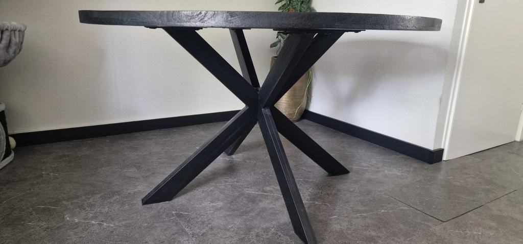 Ronde Industriële Mangohouten Eettafel Zwart - Ø 1.35m, Overige houtsoorten, Rond, Ophalen of Verzenden, Zo goed als nieuw