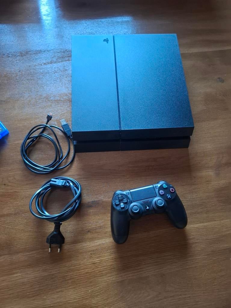Nette PlayStation 4 inclusief spellen en controller, Spelcomputers en Games, Spelcomputers | Sony PlayStation 4, Ophalen, Zo goed als nieuw