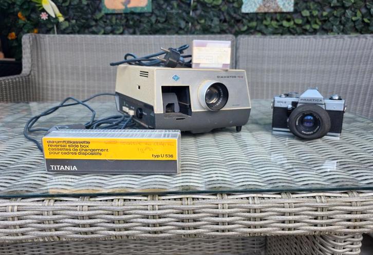 Vintage Agfa Diamator 150 projector met camera en viewer, Audio, Tv en Foto, Diaprojectors, Gebruikt, Ophalen