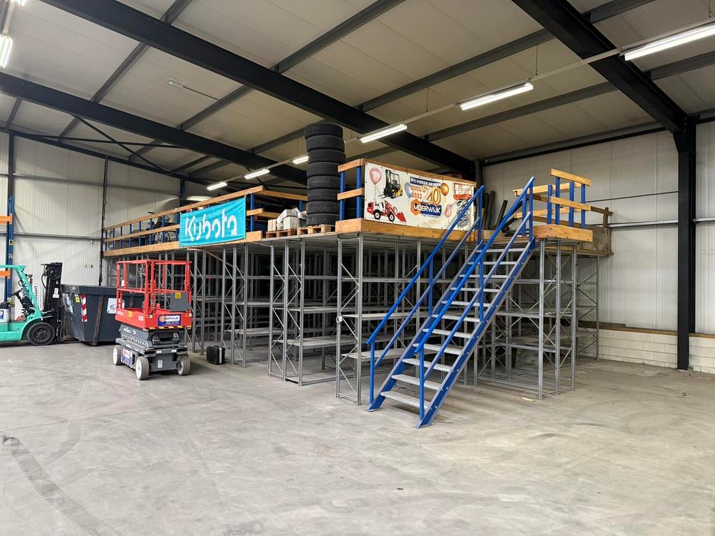 Te koop complete stelling met zolder, Ophalen