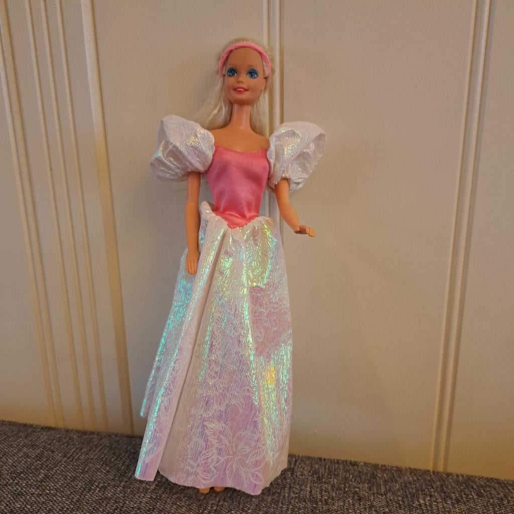 Vintage Barbie Pop met Prinsessenjurk, Ophalen of Verzenden