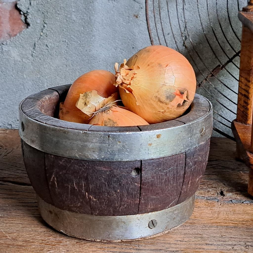 Oude brocante ronde kaasmal hoogte 8,5cm ø 14cm *Etage3*, Gebruikt, ., Ophalen of Verzenden, .