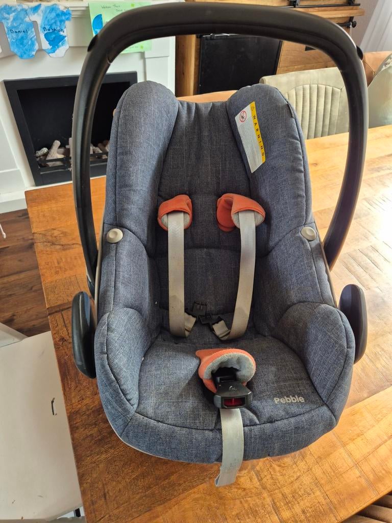 Maxi Cosi Pebble incl 2x isofix base, Ophalen, Gebruikt, Isofix, 0 t/m 13 kg