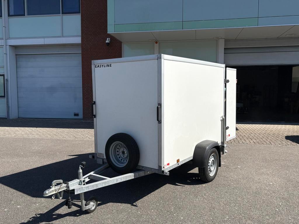 Easyline _ gesloten aanhanger - Slechts 5x gebruikt!, Ophalen, Zo goed als nieuw