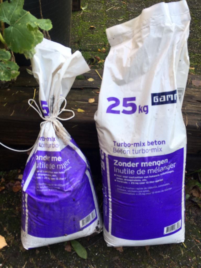 Snel-beton +- 35kg, Ophalen, Nieuw