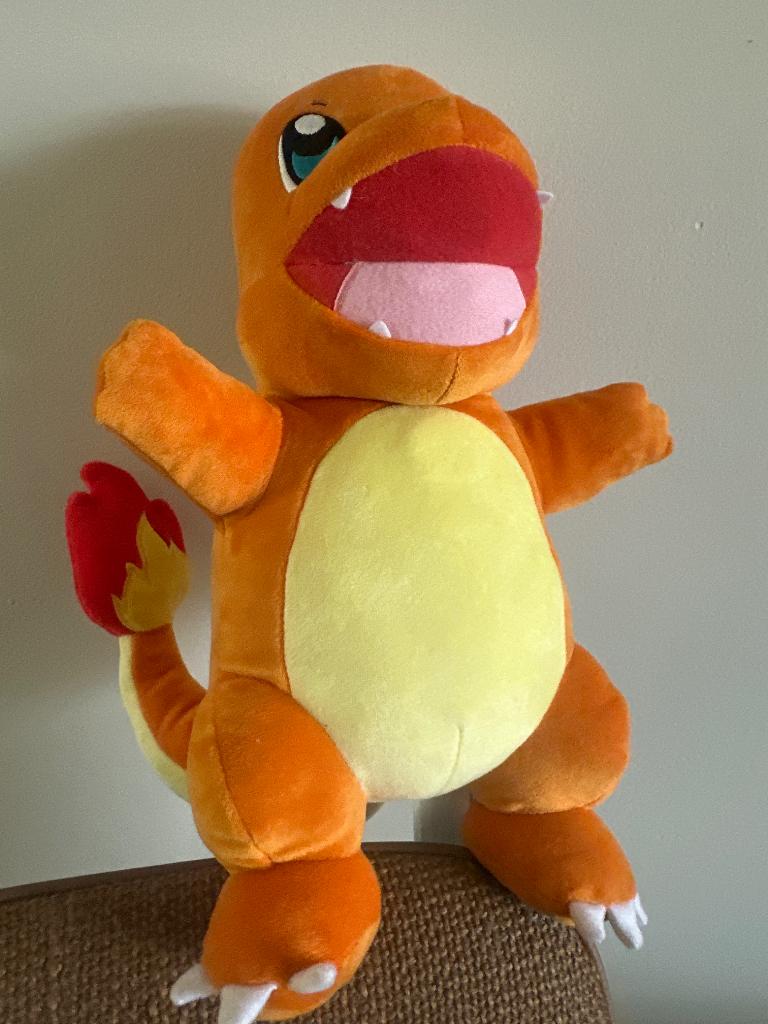 Charmander knuffel, Ophalen, Zo goed als nieuw, Overige typen