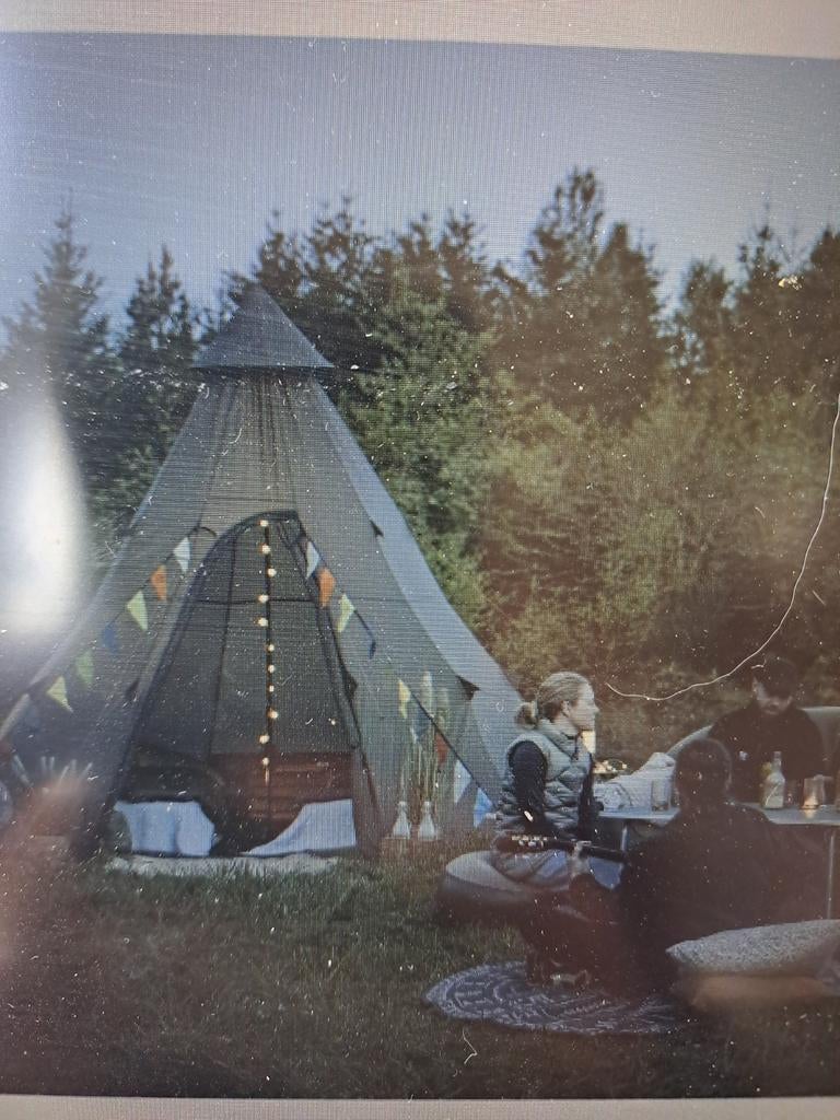 Easy Camp Moonlight Tipi tent - Ruim en zo goed als nieuw, Ophalen, Zo goed als nieuw