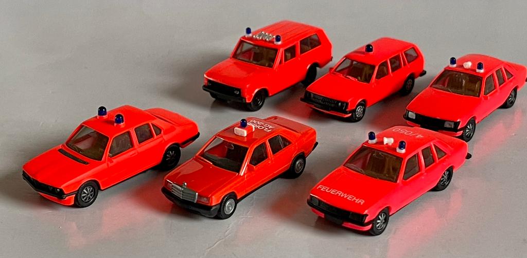 Herpa: Brandweer BMW 528, Opel Ascona, Range Rover; Mercedes, Hobby en Vrije tijd, Modelauto's | 1:87, Ophalen of Verzenden, Zo goed als nieuw