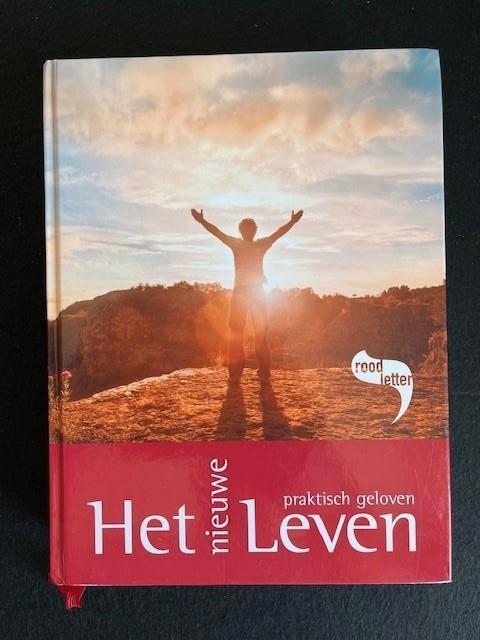Het nieuwe Leven, studiebijbel Het Boek; roodletter-editie, Boeken, Godsdienst en Theologie, Zo goed als nieuw, Ophalen of Verzenden