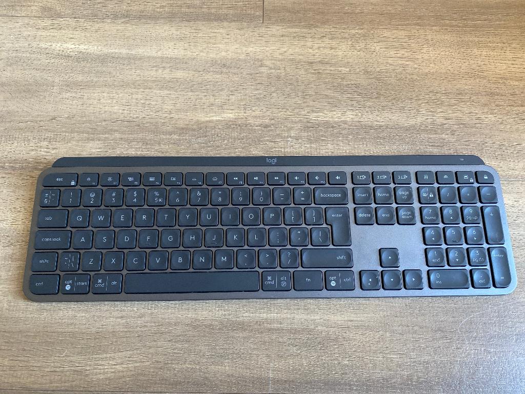 Logitech MX Keys Wireless Keyboard – Backlit, Ophalen, Zo goed als nieuw