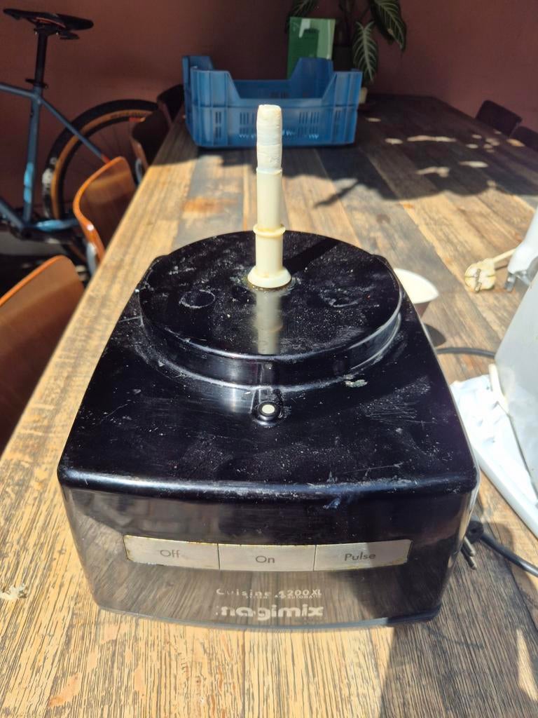 Magimix Cuisine 5200XL Foodprocessor - Gebruikt, 3 tot 4 liter, Ophalen, Gebruikt, 3 snelheden of meer