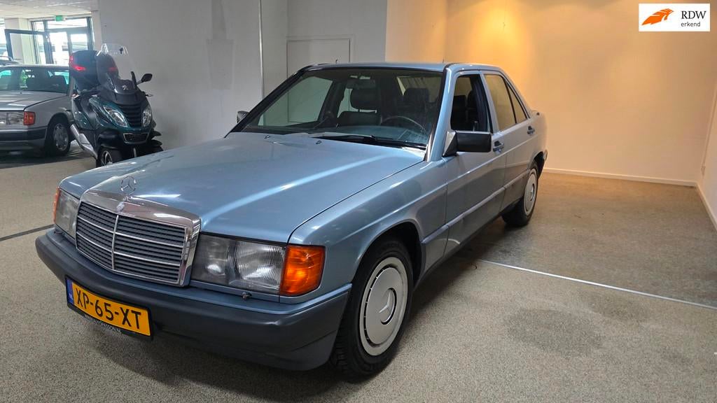 Mercedes-Benz 190-serie 2.0 E. Nieuwe apk 2 jaar! April 2028, Auto's, Mercedes-Benz, Automaat, Achterwielaandrijving, 118 pk, 4 cilinders
