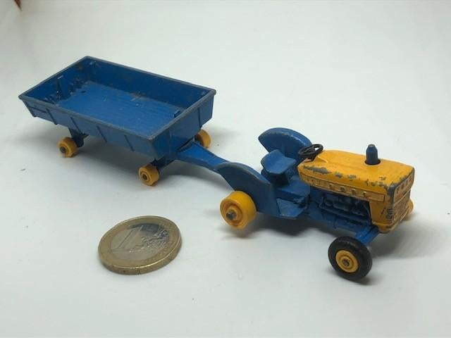 Ford Tractor met Aanhanger, Lesney, Ophalen of Verzenden, Gebruikt, Tractor of Landbouw