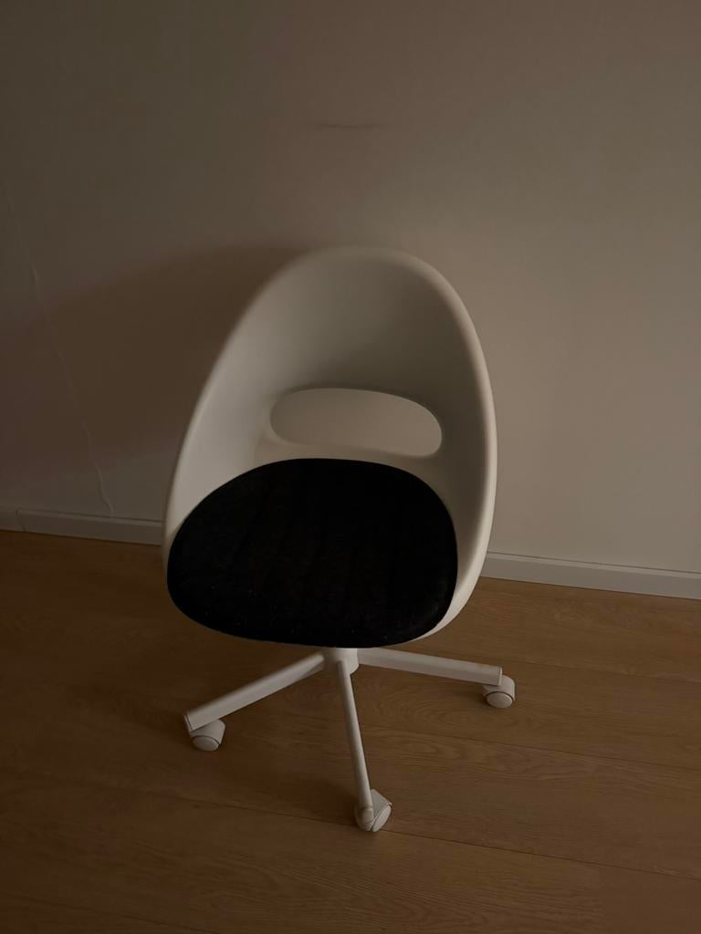 IKEA Bureau stoel, Huis en Inrichting, Fauteuils, Ophalen, Zo goed als nieuw, 75 tot 100 cm