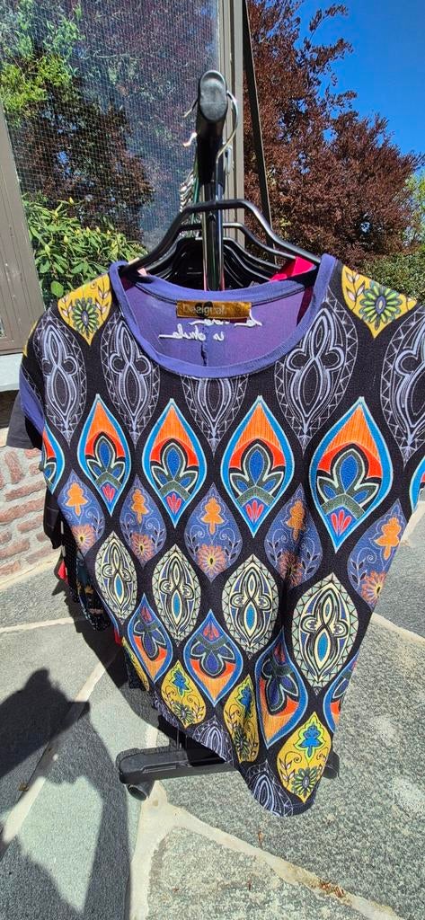 Desigual top met kleurrijke print, maat S, Overige kleuren, Ophalen of Verzenden, Zo goed als nieuw, Korte mouw