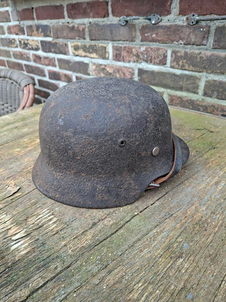 Duitse helm WW2, Ophalen of Verzenden, Duitsland, Helm of Baret