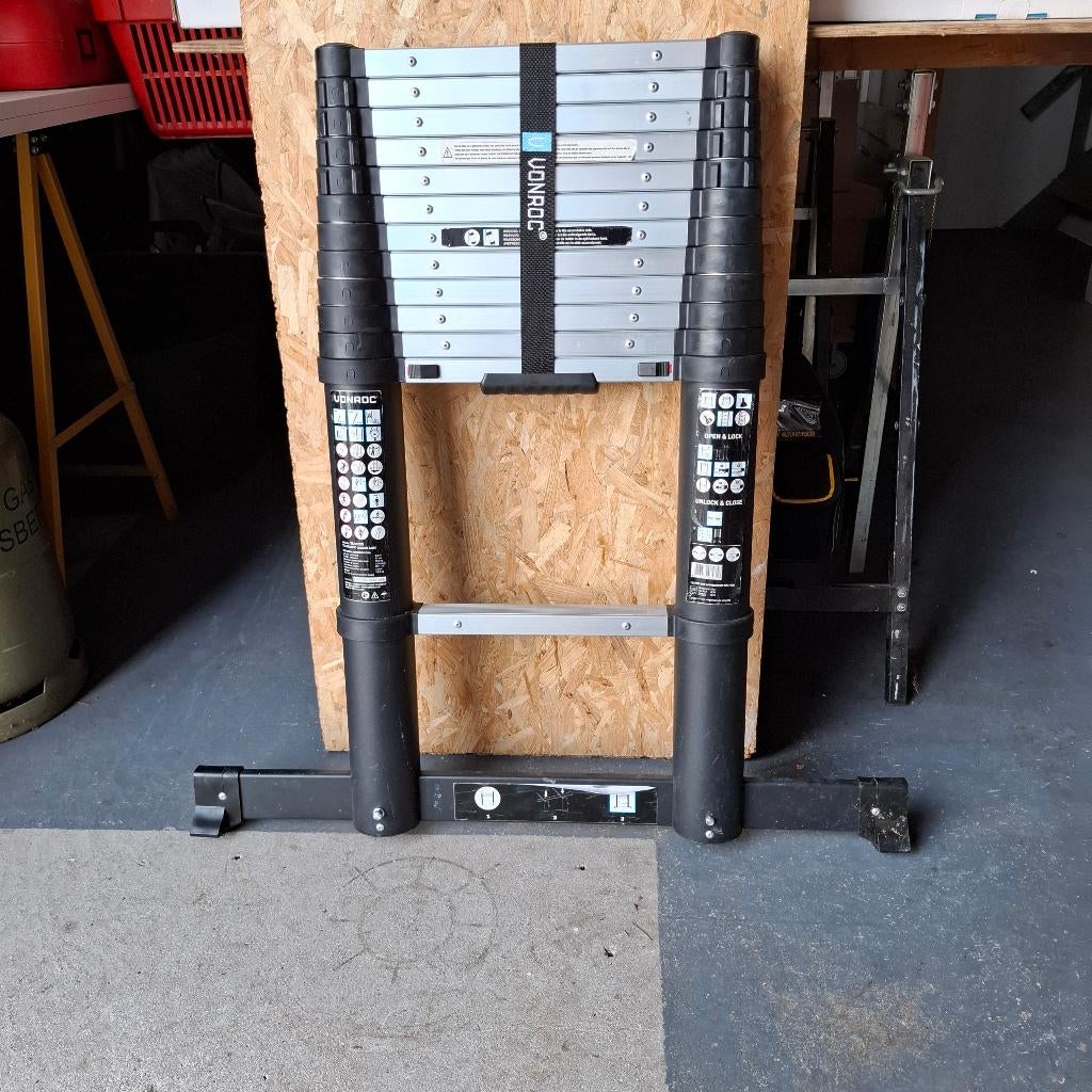 Telescopische ladder, Ophalen, Zo goed als nieuw, Ladder, Opvouwbaar of Inschuifbaar