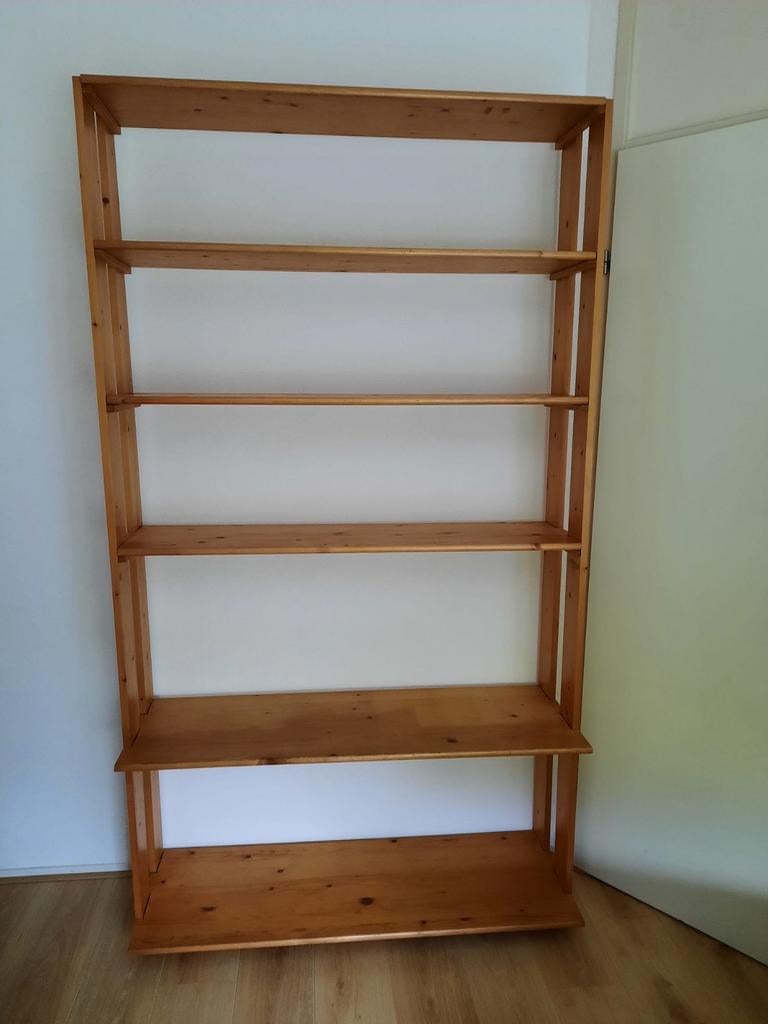 Boekenkast, Ophalen, 25 tot 50 cm, Grenenhout, 150 tot 200 cm