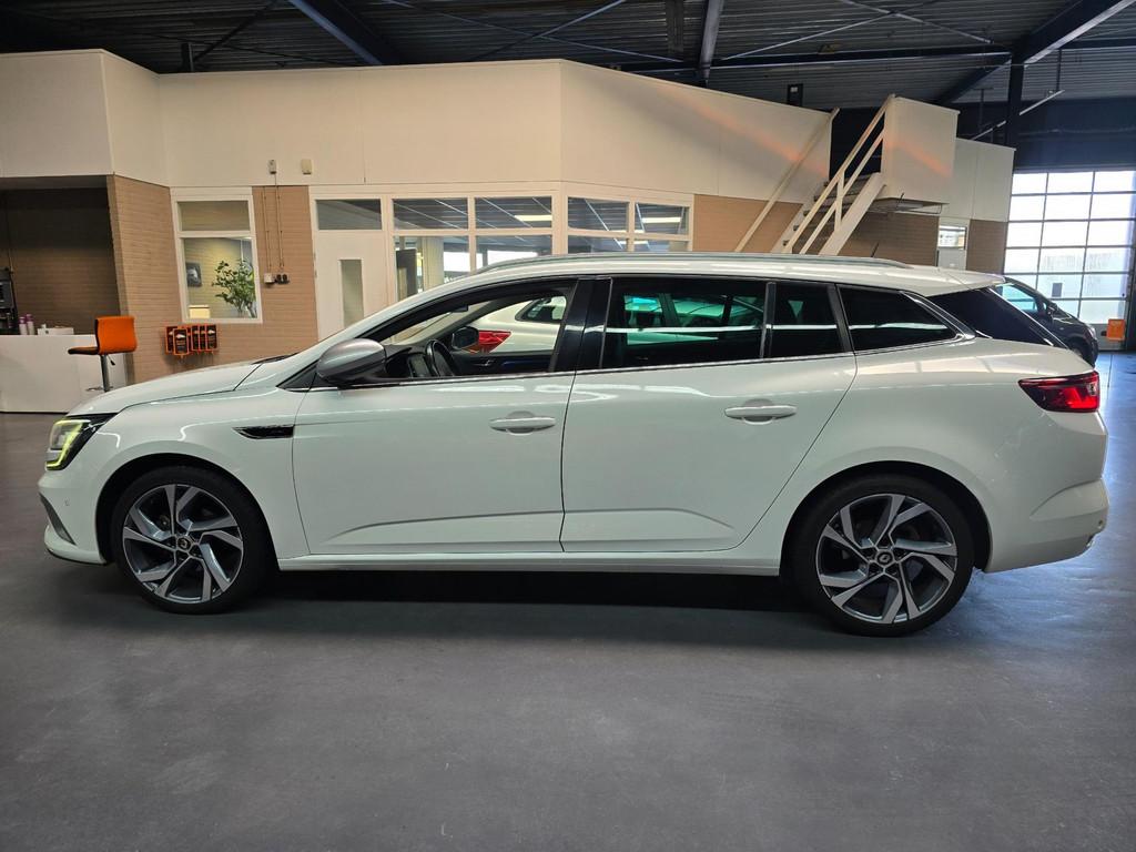 Renault Mégane Estate 1.5 dCi GT-Line MASSAGE LED CAMERA NA, Auto's, Renault, Gebruikt, 4 cilinders, Parkeersensor, Wit